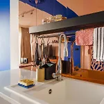 Blue Marine By Bookinghost Apartman *