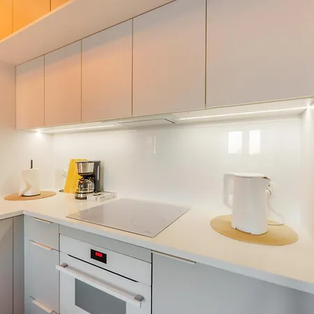 Blue Marine By Bookinghost Apartament *